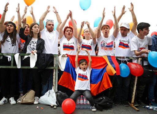 Armenian Parliament Opens Session to Choose New PM