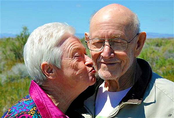 John Williamson Dies: Sexual Revolution Pioneer, Sandstone Founder Was 80