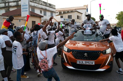 Gambia President Barrow Wins Re-election in Post-Jammeh Vote