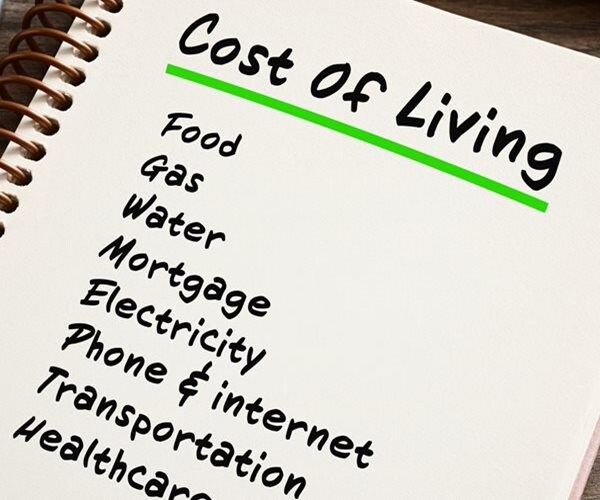 Fed: Most US Households Holding Up Amid Inflation