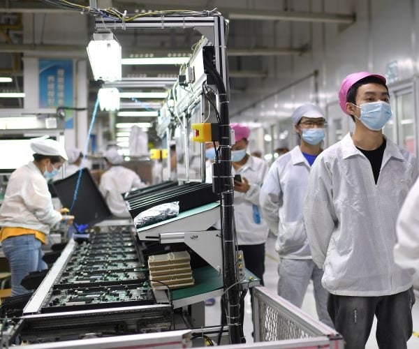 Fresh Worker Unrest Rocks iPhone Plant in China