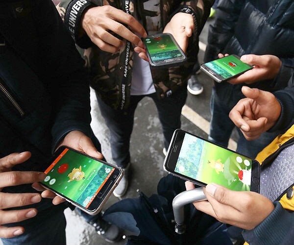 Driver Crashes Into Police Car While Playing Pokémon GO