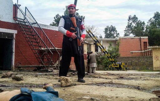 Suicide Bombings Kill 6 in Northwestern Pakistan