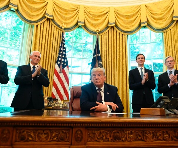 donald trump in the oval office