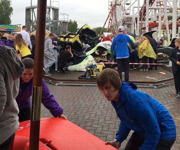 Scotland Roller Coaster Carriage Plummets 30 Feet, Injuring 10