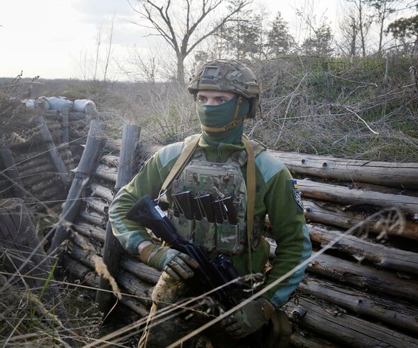 Prospects Dim as US, Russia Prepare to Meet Over Ukraine