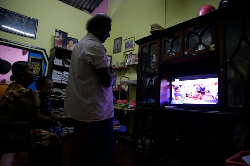 Sri Lanka President Sacks Prime Minister, Appoints Strongman