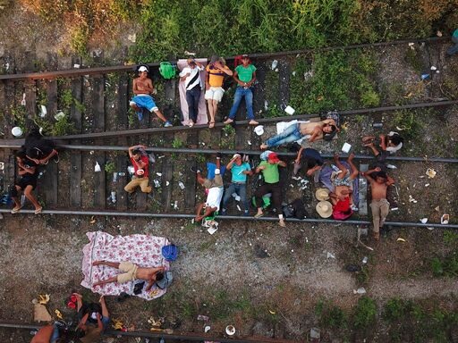 Migrants Nix Offer to Stay in Mexico, Continue Trek to US