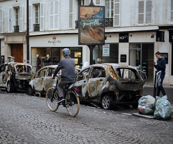 Macron Tells PM to Hold Talks After Worst Unrest in Paris for Decades