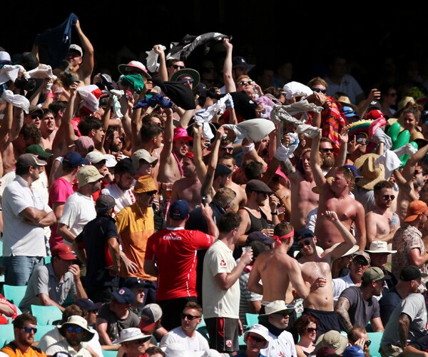 Sydney Swelters at 117°, NYC May Hit 31° on Monday