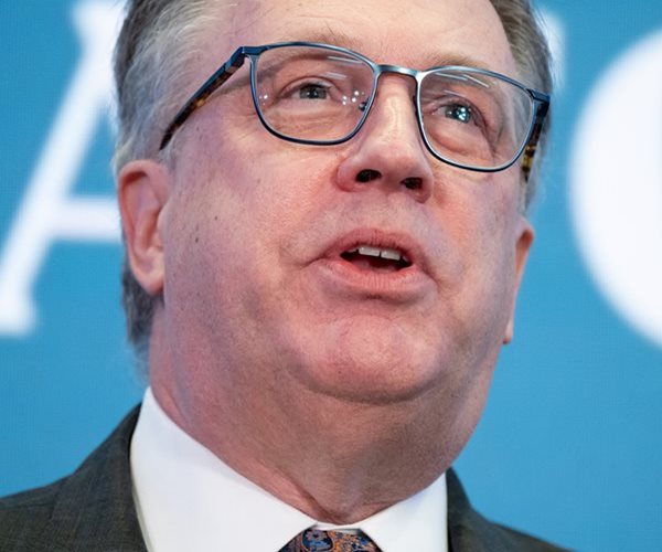 Fed's Williams: Tariffs Falling to US Consumers, Businesses