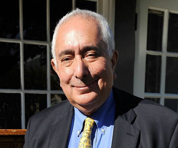 Ben Stein: I'll Vote for Trump, Despite 'Ignorant' Views on Economy