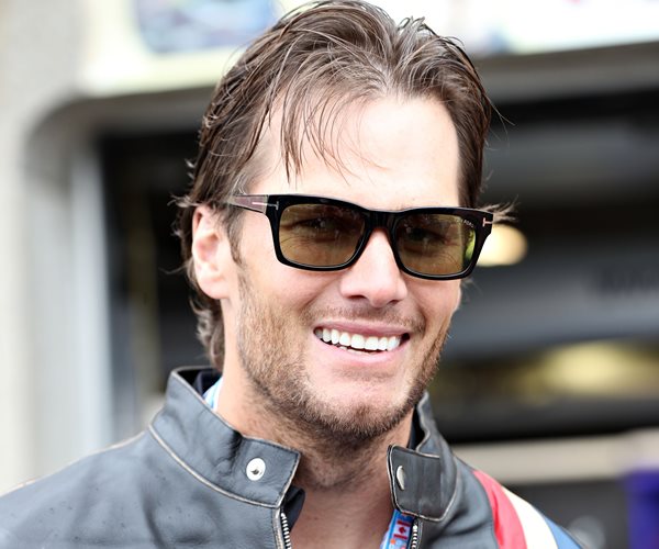 Patriots Quarterback Tom Brady Drops 'Deflategate' Fight