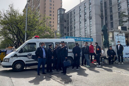 Death Toll in Beijing Hospital Fire Rises to 29