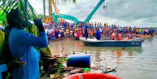 Ferry Capsizes in Sri Lanka; at Least 6 Dead