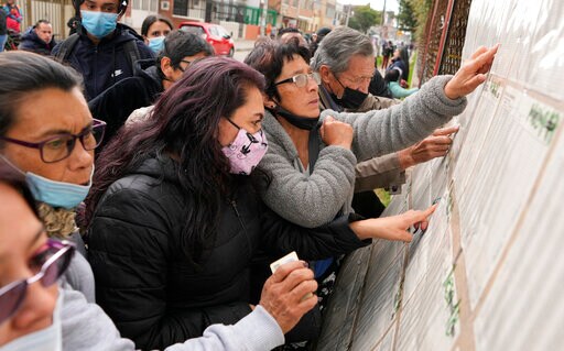 Leftist Is Frontrunner after Colombia Presidential Primaries