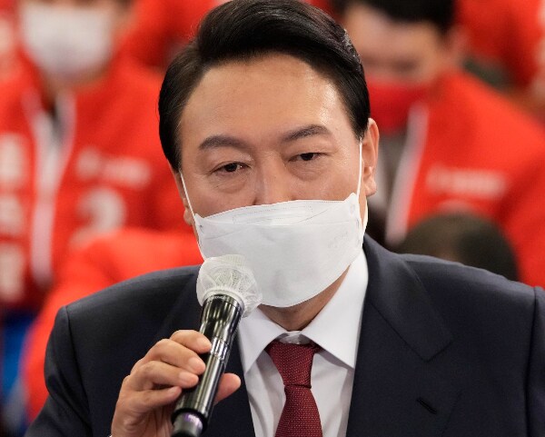 Tectonic Shift in SKorea Politics as Conservative Outsider Is Elected President