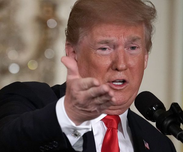 Echoes of Reagan in Trump's Clashes With Allies