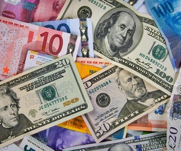 Investors Show Faith in Haven Currencies as Trade Tensions Mount