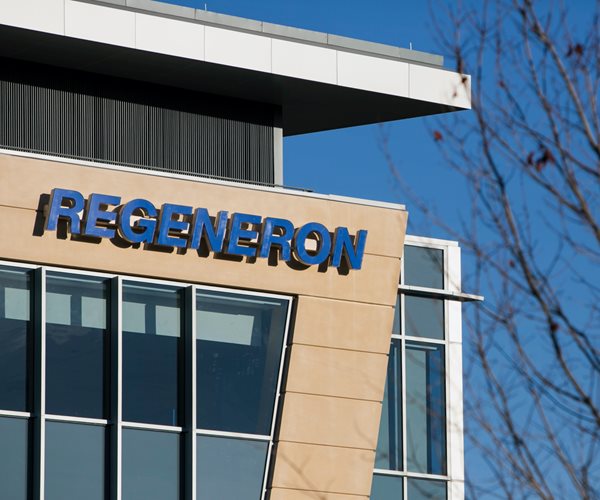 Regeneron Starts COVID-19 Antibody Cocktail Late-Stage Trial, Shares Rise