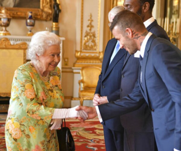 Queen Elizabeth Will Miss St Paul's Service Because of Illness
