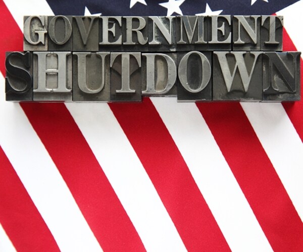 Experts: Long Shutdown Could Hurt Economy, a Short One Just 'a Blip'