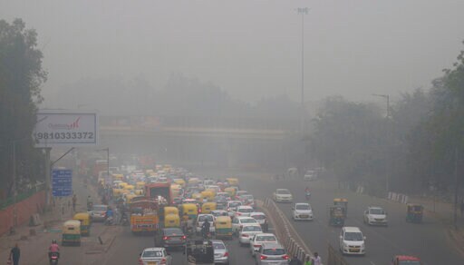 Schools Reopen in New Delhi with Air Pollution Falling