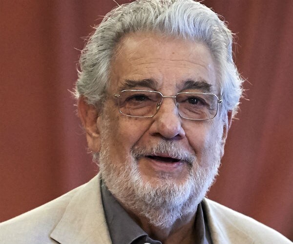 Placido Domingo Resigns as General Director of LA Opera