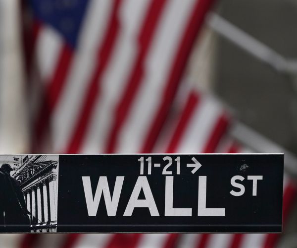 Minerd Says US Stocks Could Plunge 15 Percent in 'Very Rough' Autumn