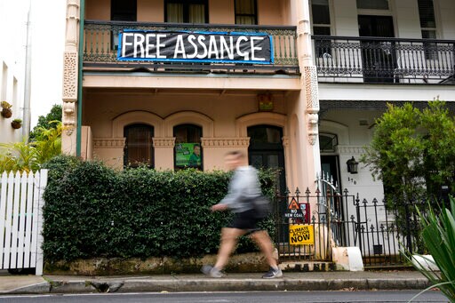 Australian Leader Refuses to Publicly Intervene on Assange