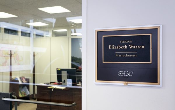 Warren Needs New Message for Successful 2020 Run 