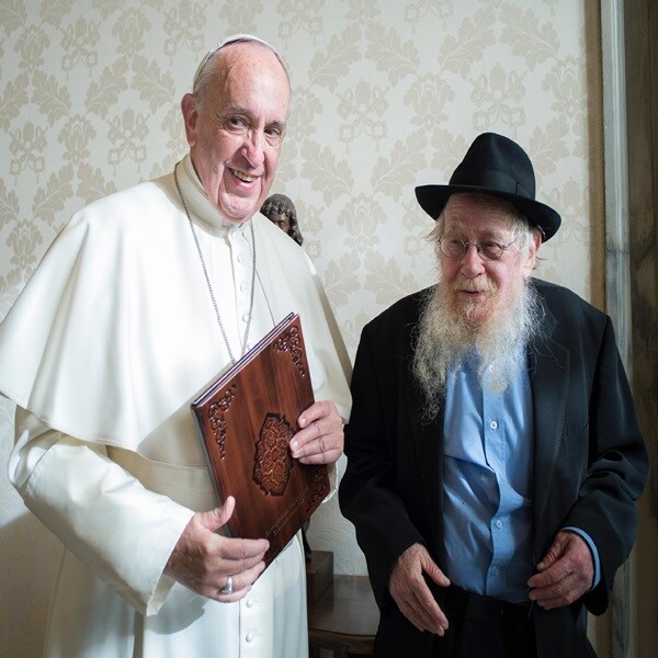 Top Figure in Modern Judaism Dies in Israel