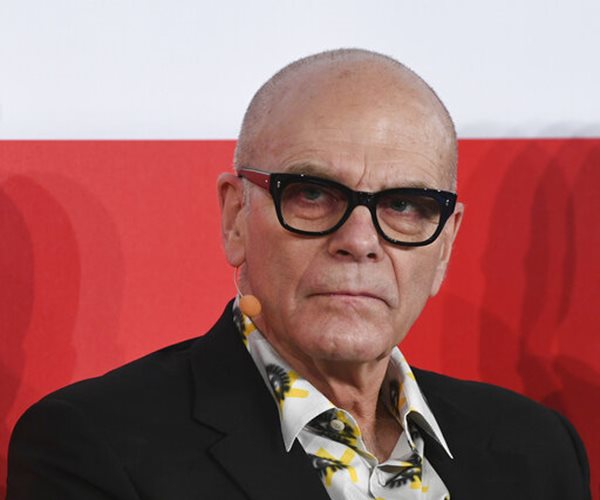 German Family to Give $11M after Hearing Extent of Nazi Past