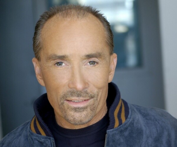 Lee Greenwood Shares His Deep Love for Country and Country Music
