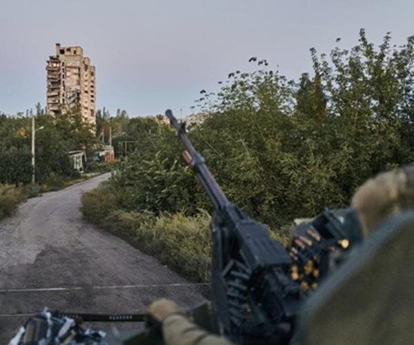 Russia Sending More Forces to Eastern Ukraine City