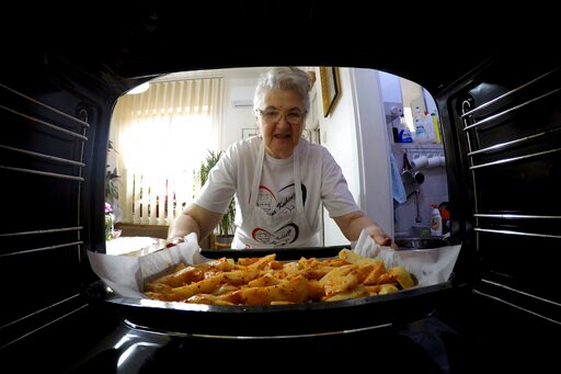 Granny Jela Draws Millions in Serbia with Online Cooking