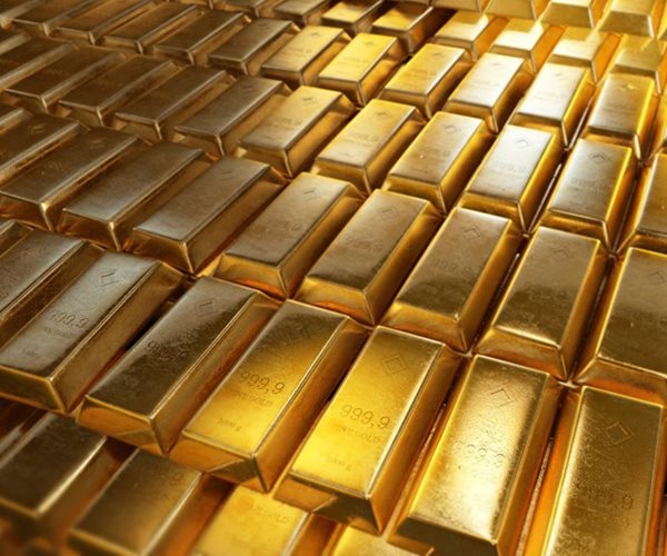 Gold Set for 4th Weekly Rise on Rush to Safety