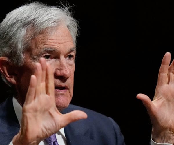 Powell: Fed Will 'Wait and See' War's Impact on Economy