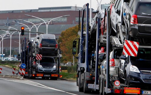 Survey Shows German Economy Resisting Trade Fears  So Far