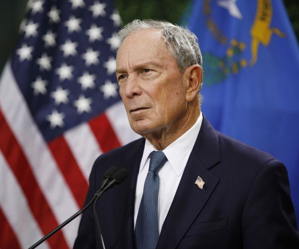 Michael Bloomberg: FDA to Blame for Teen Vaping