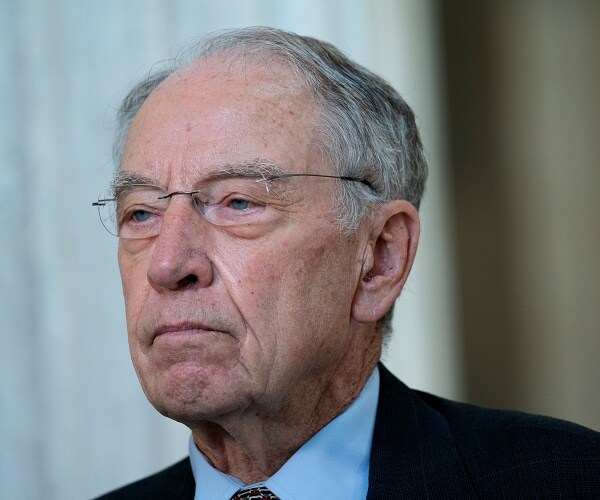 chuck grassley speaks to reporter