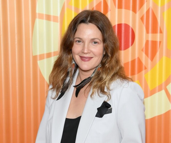 Drew Barrymore Says She Spent Time in Psychiatric Ward at 13(01)