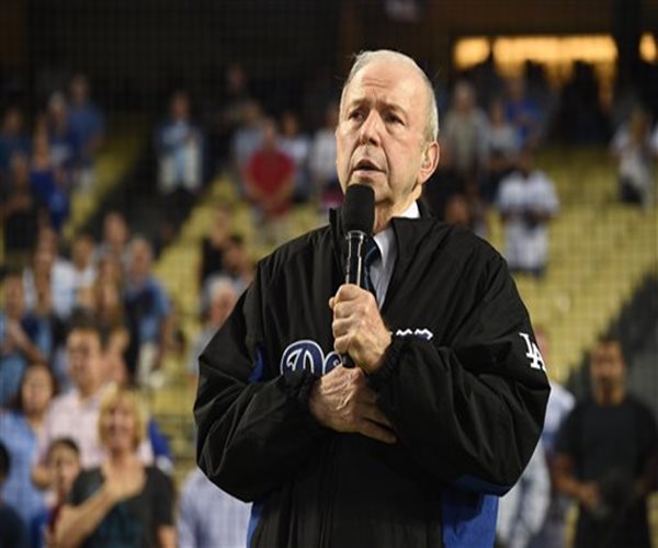 Frank Sinatra Jr. Dies of Cardiac Arrest While on Tour