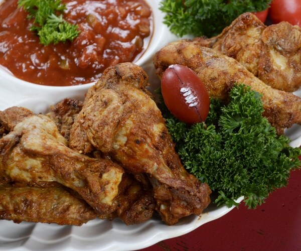 chicken wings and salsa