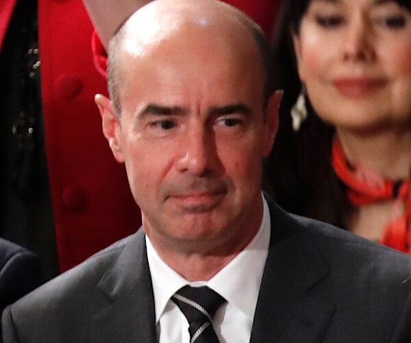 Eugene Scalia looks on as his father Justice Antonin Scalia is laid to rest