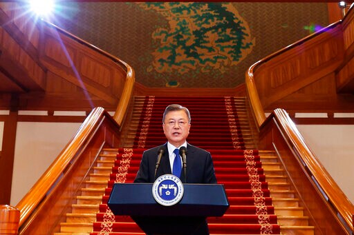 S Korea's Moon Calls for Peace with North in Farewell Speech