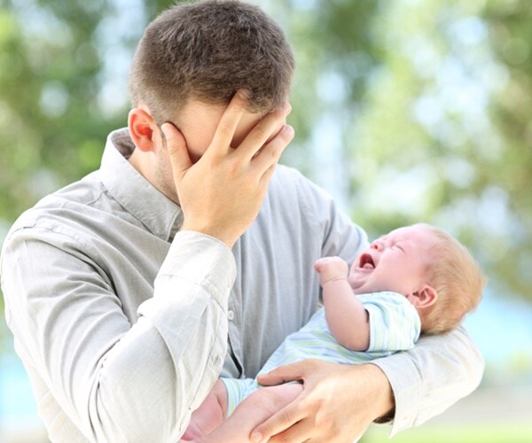 Report: Postpartum Depression Can Afflict Fathers, Too