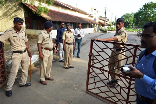 India Hangs Only Man Sentenced to Die for 1993 Mumbai Blasts