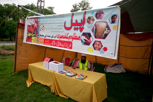 Pakistan Freezes Accounts of 5,000 Suspected Militants