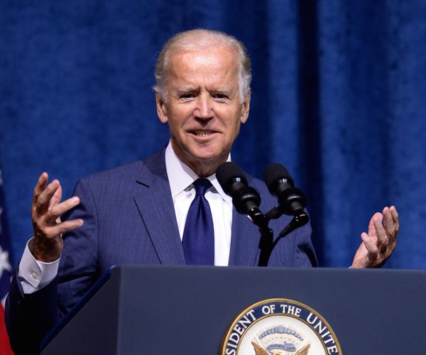 Biden Deliberating Details of 2016 Run